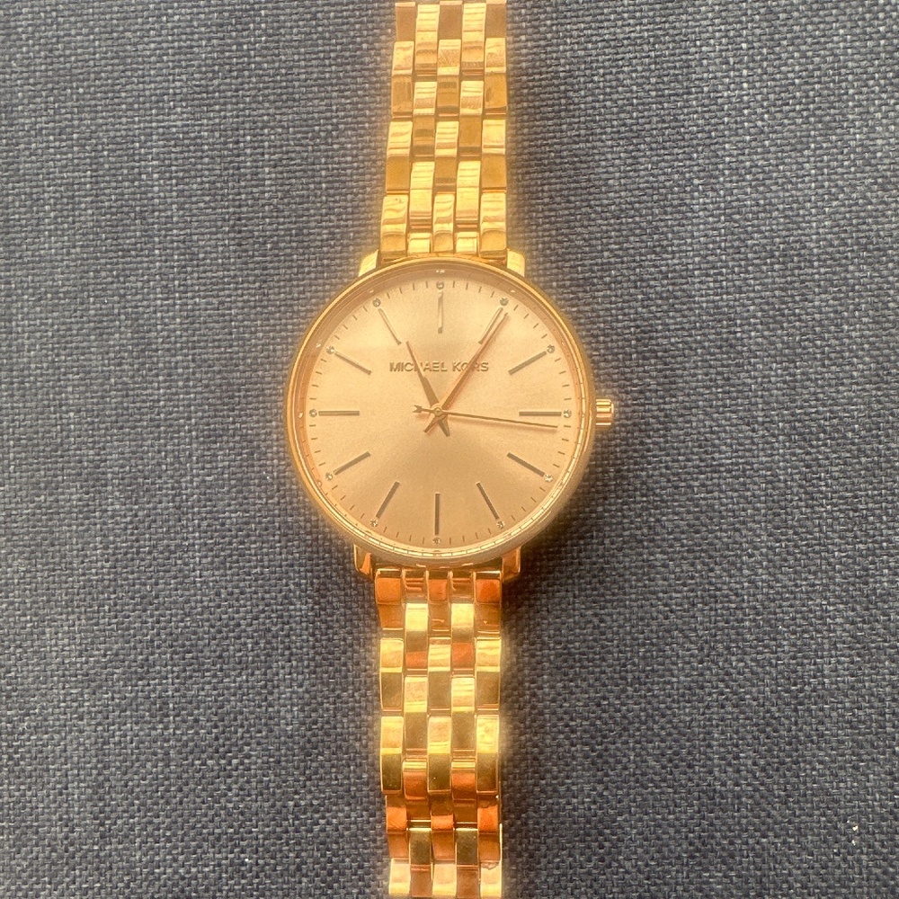 Michael Kors golden watch